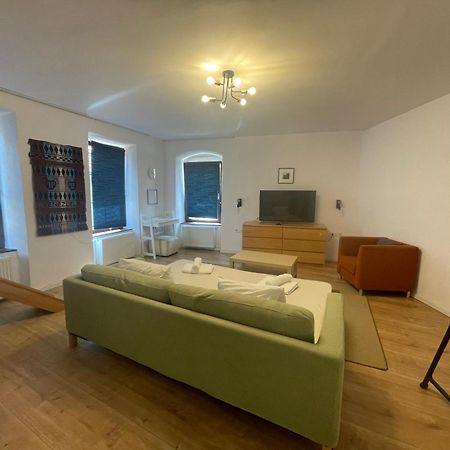 Central Retro Apartment Сибиу Екстериор снимка