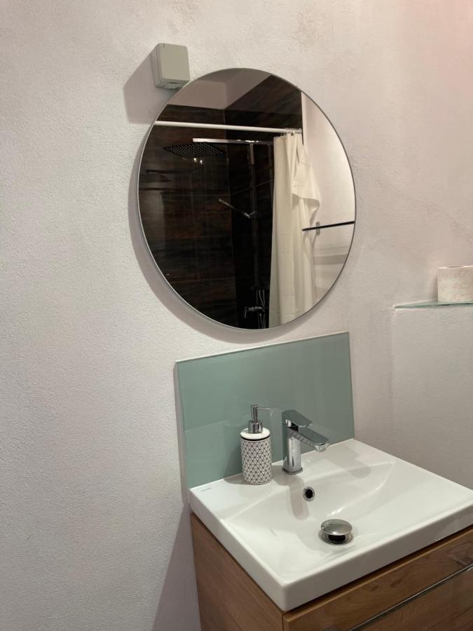 Central Retro Apartment Сибиу Екстериор снимка