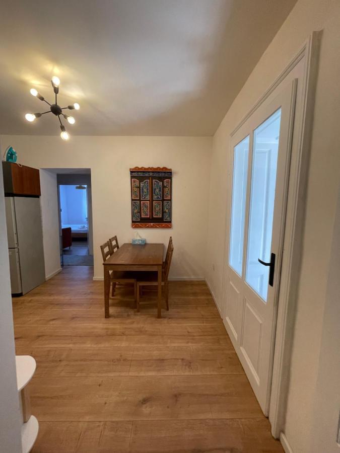 Central Retro Apartment Сибиу Екстериор снимка
